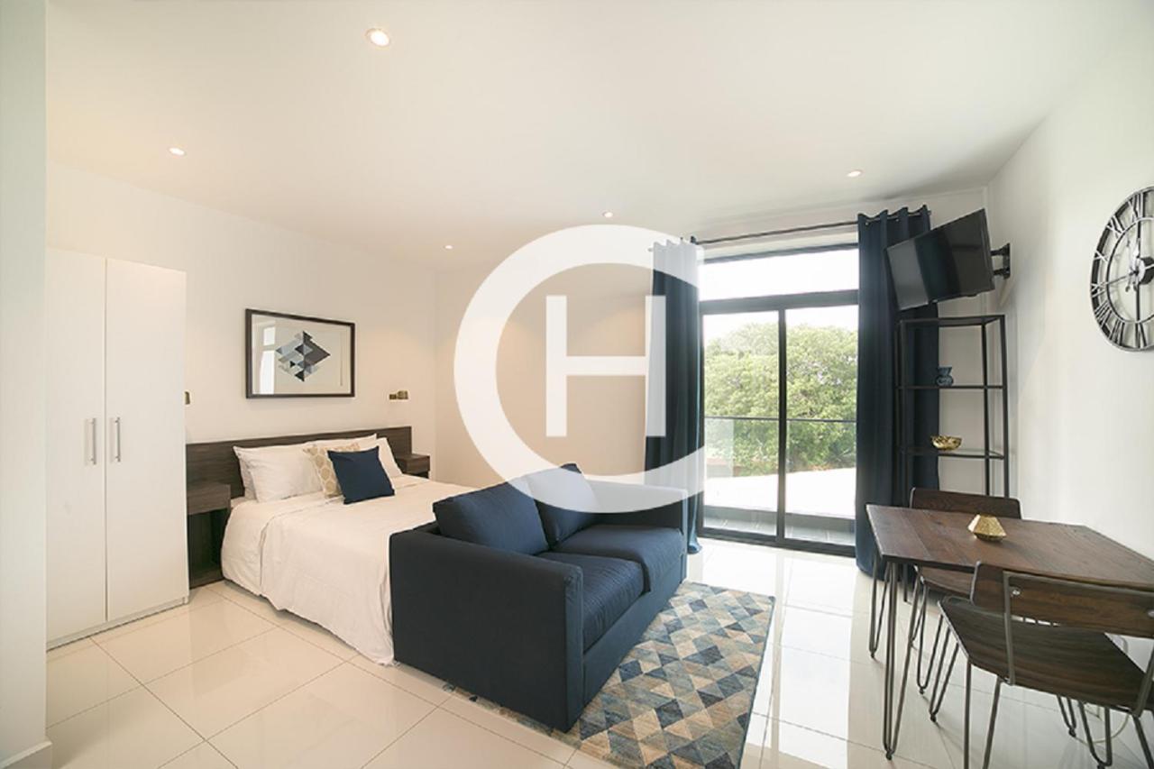 Embassy Gardens By Clifton Homes Accra Exteriör bild