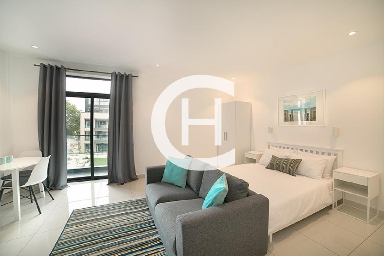 Embassy Gardens By Clifton Homes Accra Exteriör bild